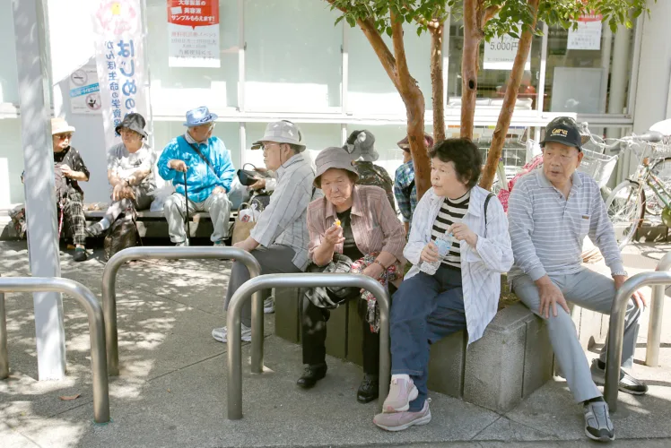Centenarians in Japan exceed 100K for the first time